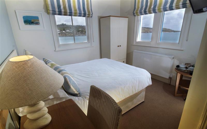 The Paris Hotel Coverack Εξωτερικό φωτογραφία