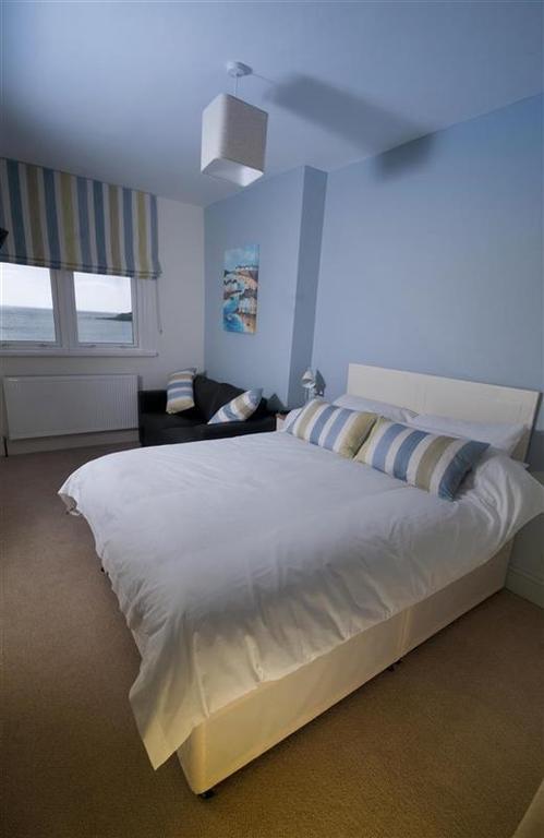The Paris Hotel Coverack Εξωτερικό φωτογραφία